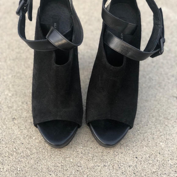 AllSaints Suede Peep Toe Side Buckle Slingback 5’ - Picture 3 of 8